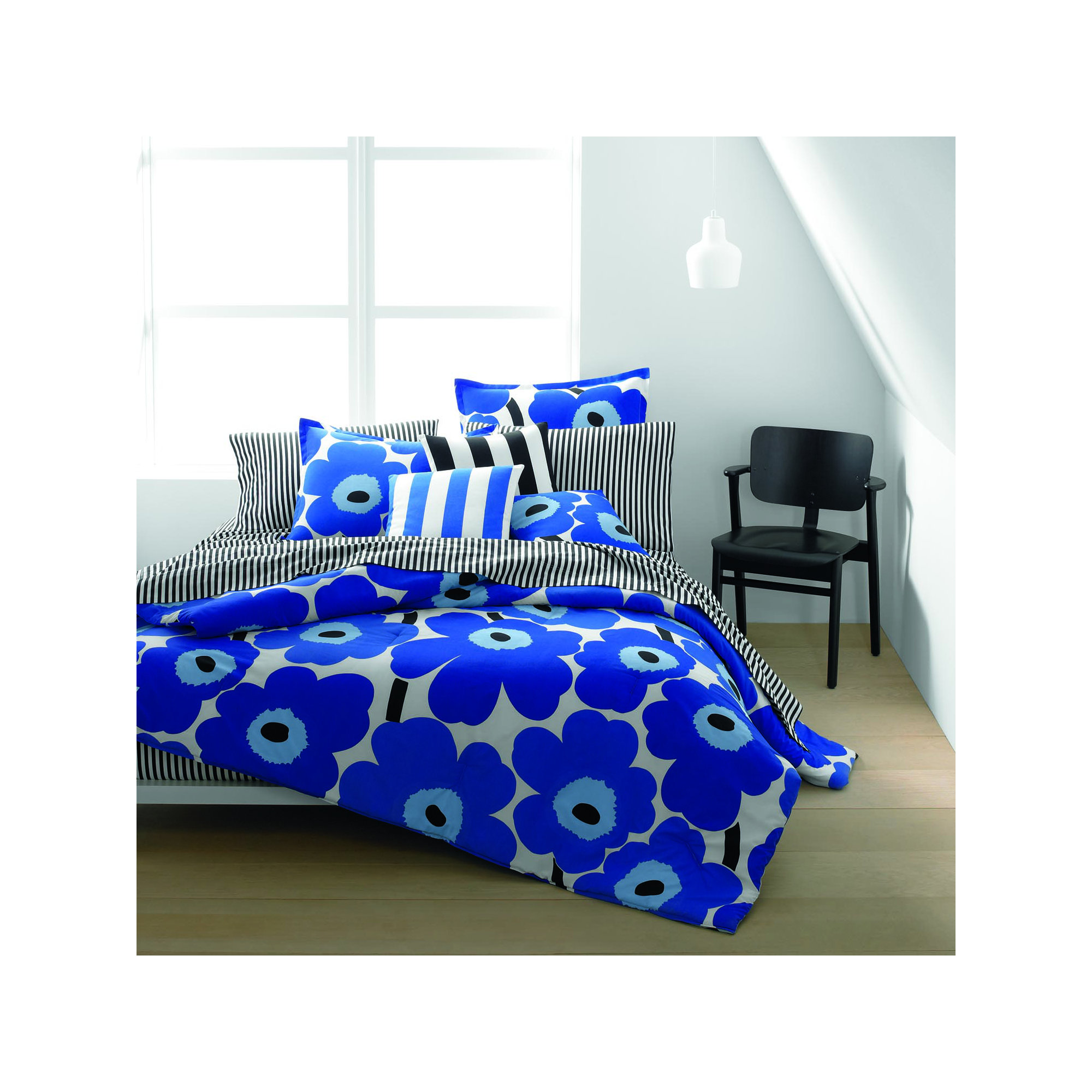 Marimekko Unikko Cotton Red Duvet Cover Set, Bright Blue/Black, Twin Duvet Cover + 1 Sham