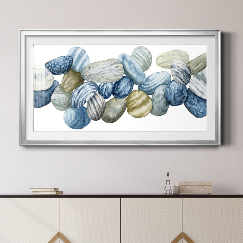 Found Pebbles III - Peinture encadrée, Blanc, Papier avec cadre argenté, H 22,5 po x l 42,5 po x P 1,5 po