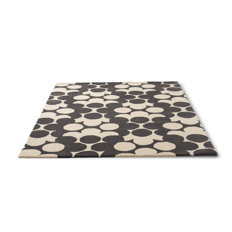 Wool Floral Area Rug in Black/Off-White, Rectangle 8' x 11'6"