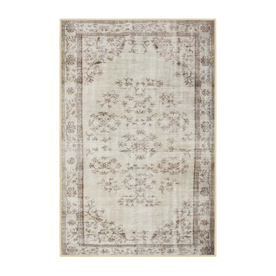 Surface beige contemporaine tapis
