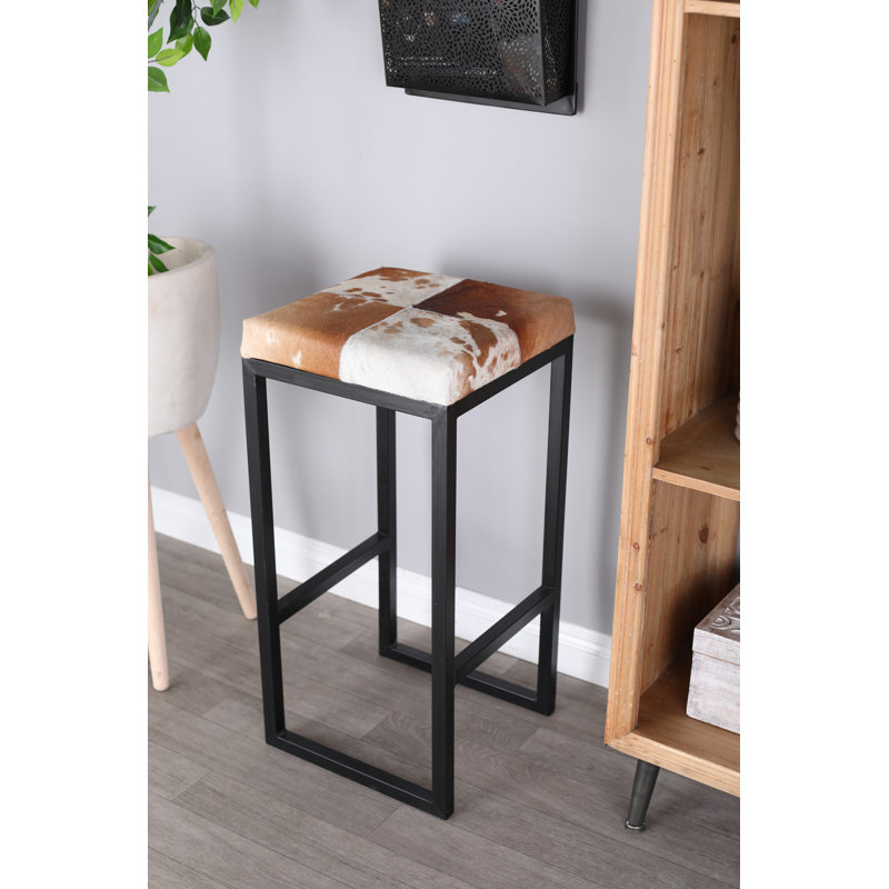 Tabouret en métal Tumin Brown avec base noire