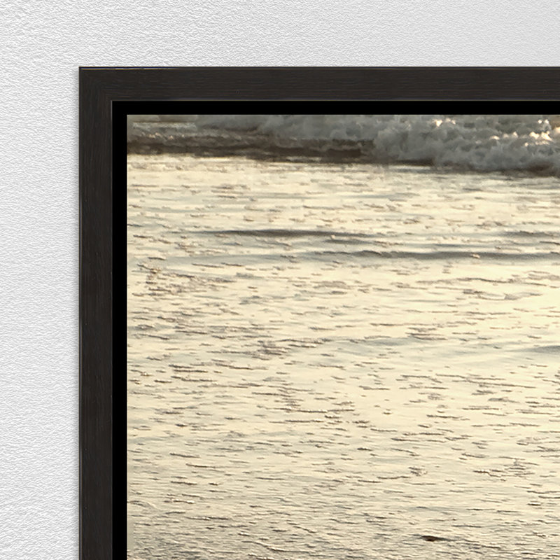 "Reflection on the Coast" par Karyn R. Millet - Photographie à cadre flottant sur toile, Couche de verre