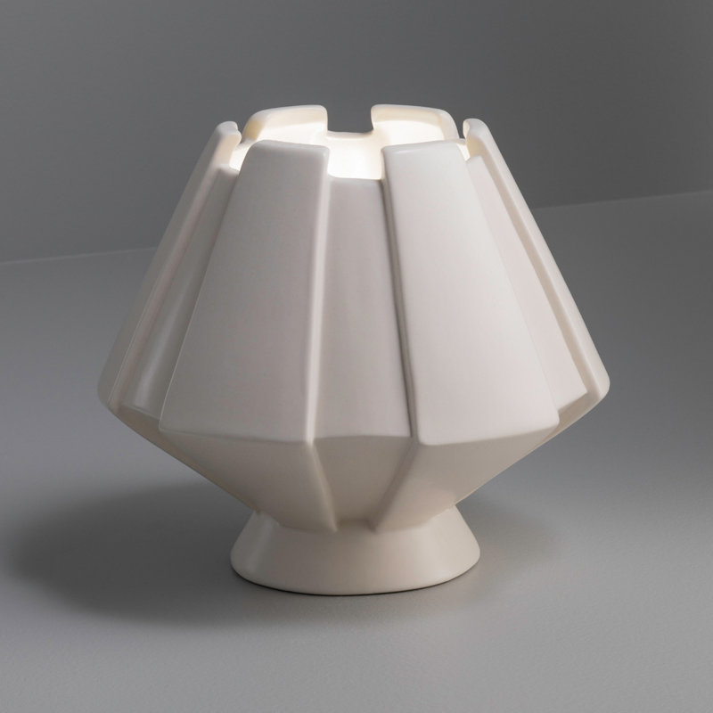 Lampe de table 7 po Percy, Blanc lustré, Incandescent