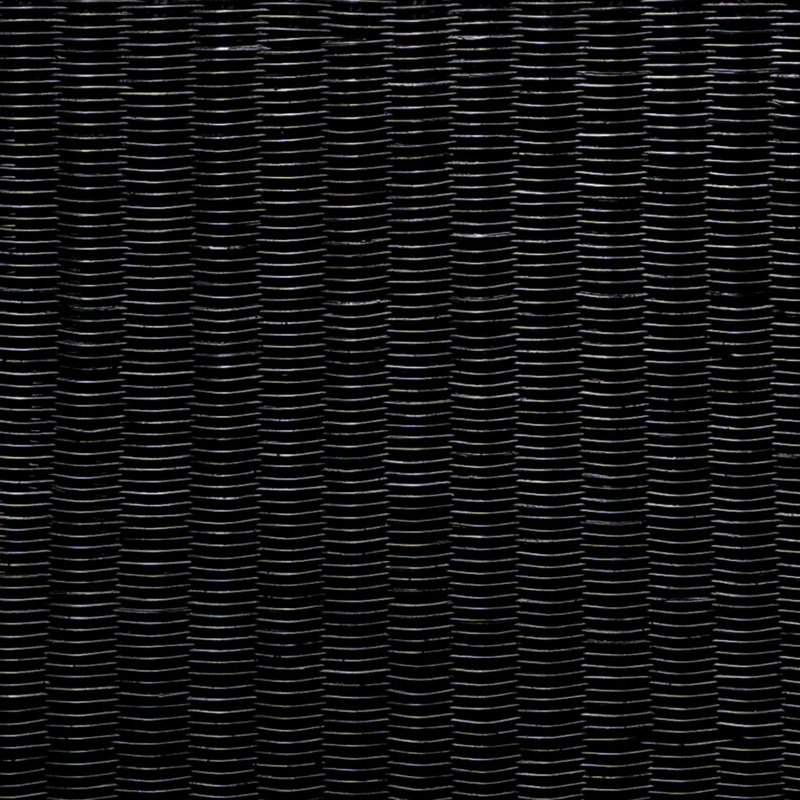 Table d'appoint carrée avec revêtement noir tissé, style rétro des années 1970, 10,3 kg, inspiration rétro, forme en U inversé, profondeur de 56 cm.