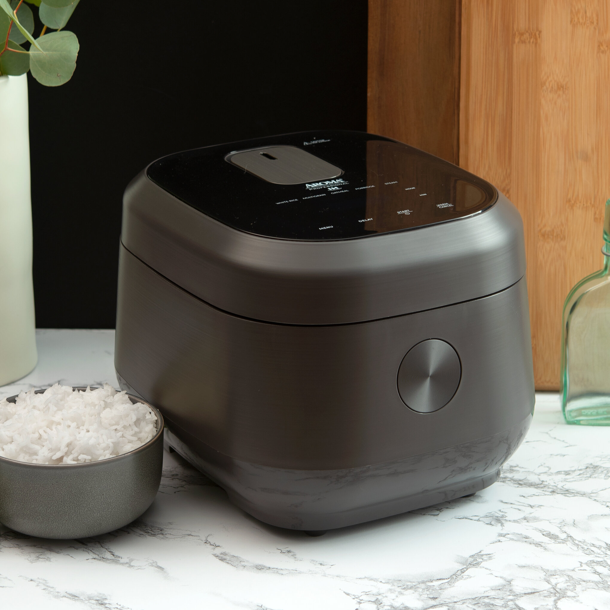 Aroma Professional 12-Cup (Cooked)/4Qt. Digital Rice Cooker & Multicooker  with Ceramic Inner Pot, White (ARC-6206C) 