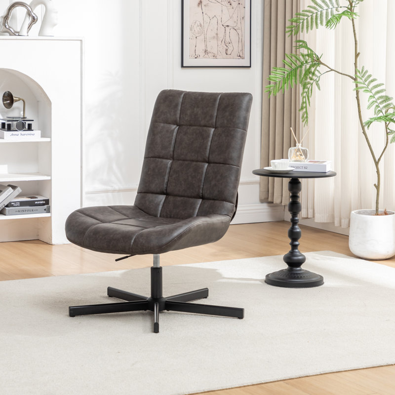 Fauteuil d'appoint pivotant en similicuir Trunell, Similicuir brun