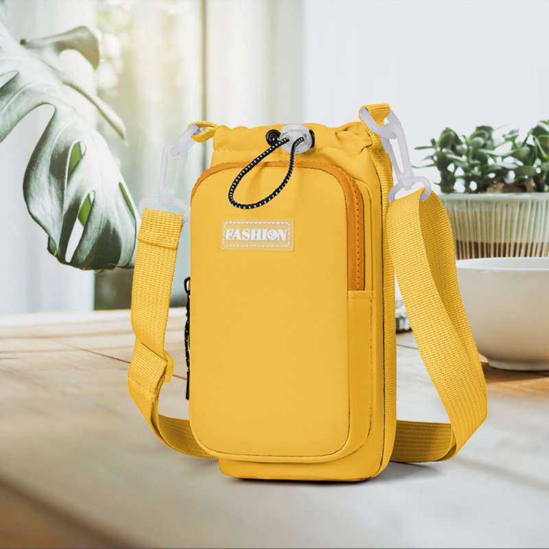 Sac à bandoulière portatif pour femmes, Oui