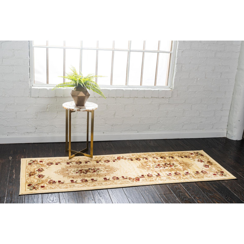 Debora Oriental Area Rug, Runner 2'2" x 6'1", Cream