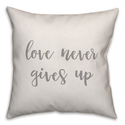  Coussin Love Love Gives Up