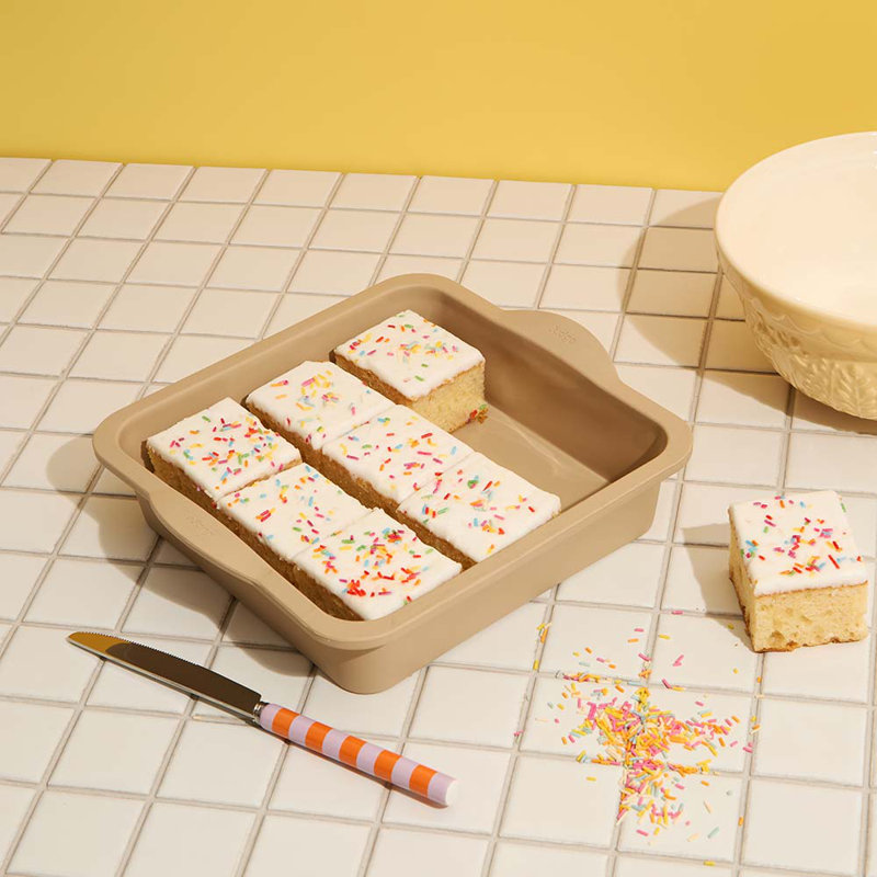 Judge Silicone, 8"/20cm Square Cake Tin, Hazelnut, Hazelnut
