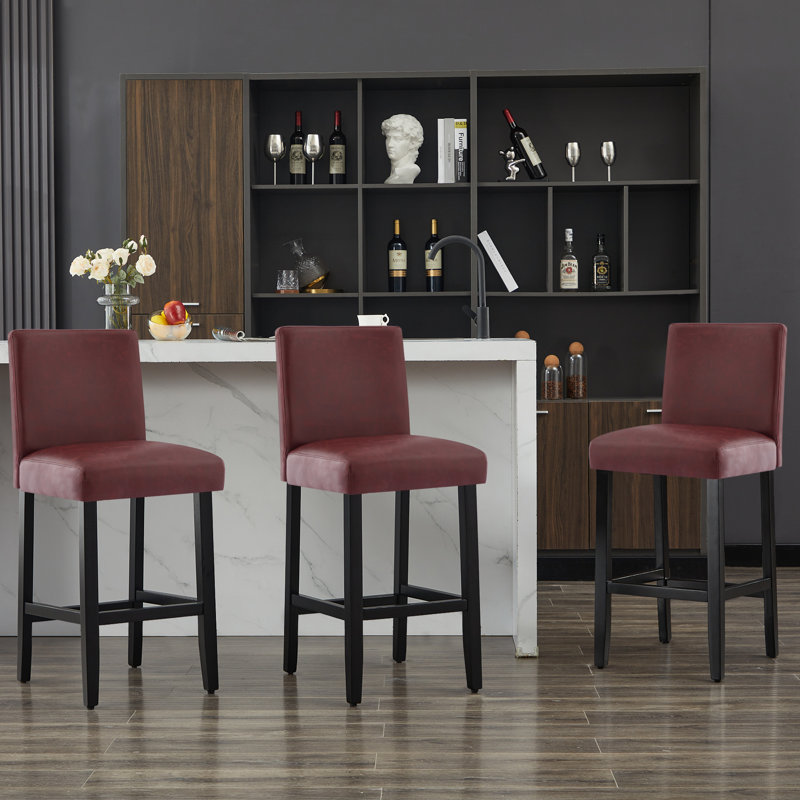 Tabouret de bar rembourré avec structure en bois massif, Rouge / similicuir, 3