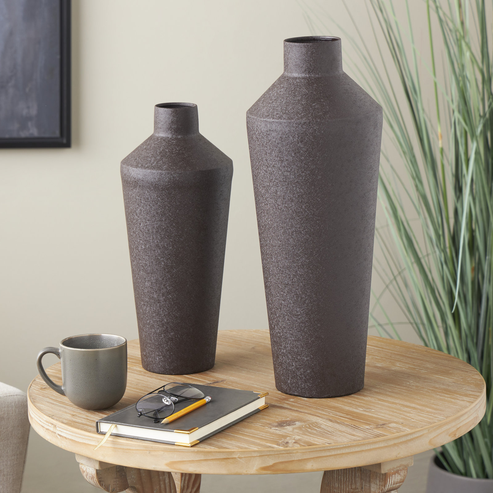 Luma 19.75'' Metal Table Vase
