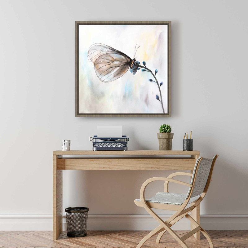 Papillon sur fleurs bleues - Art encadré sur toile