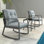 Ensemble de bistro 3 pièces avec 2 chaises berçantes en osier noir assorties à des coussins gris cobalt et 1 table à plateau en verre pour Countyard, près de la piscine