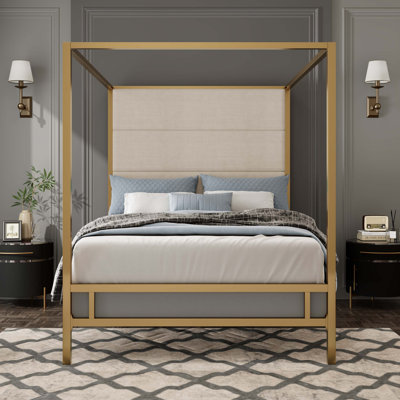 Lit à baldaquin moderne en or avec tête de lit tapissier en tissu de lin avec cadre à 4 colonnes et sommier tapissier