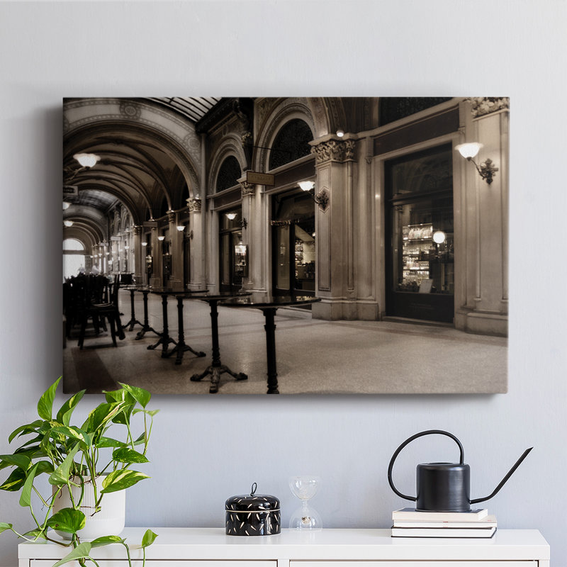 Dans la ville de Vienne - galerie Cavas, H 24 po x l 36 po
