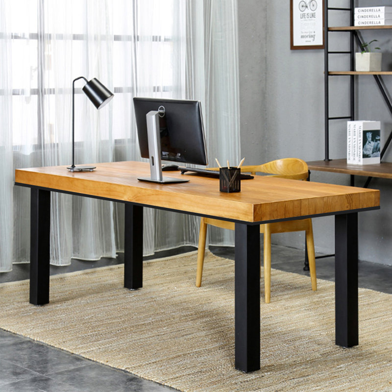 Bureau rectangulaire en bois massif et pieds en fer, H 29,53 po x l 62,99 po x P 27,56 po 
