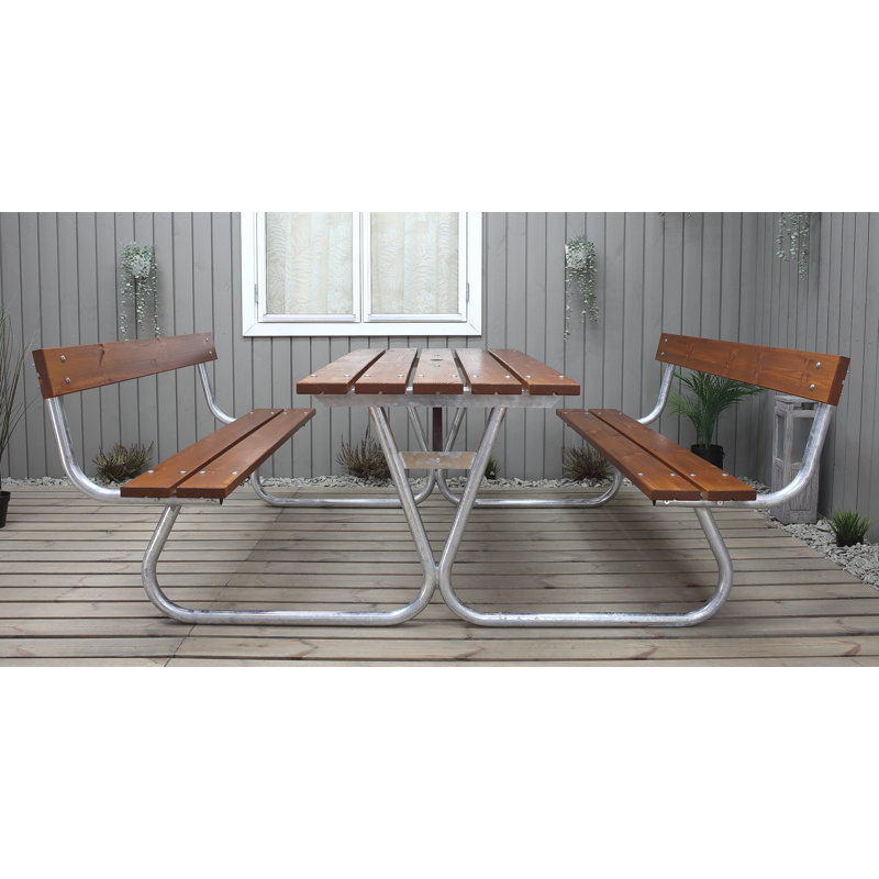 Berdeja Rectangular Outdoor Dining Table , 444.5cm cm W 566.42cm cm D, Brown
