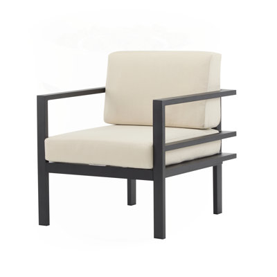 Modern Outdoor Lounge Bessette with Exceptional Features for Relaxation