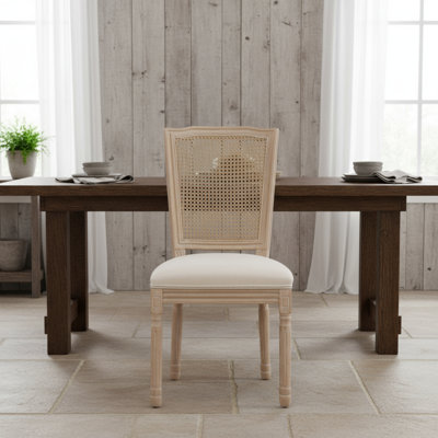 Chaises de salle à manger crème en rotin français (ensemble de 2) avec structure en bois massif et tissu carré en lin