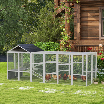 Storage 141.75 x 48 x 61 in Chicken Coop for Outdoor Space in Gray Fir Wood and Metal with 141.75x48x61 inches