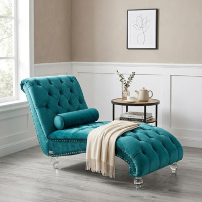 Chaise longue rembourrée avec garniture cloutée et pieds transparents Jerick