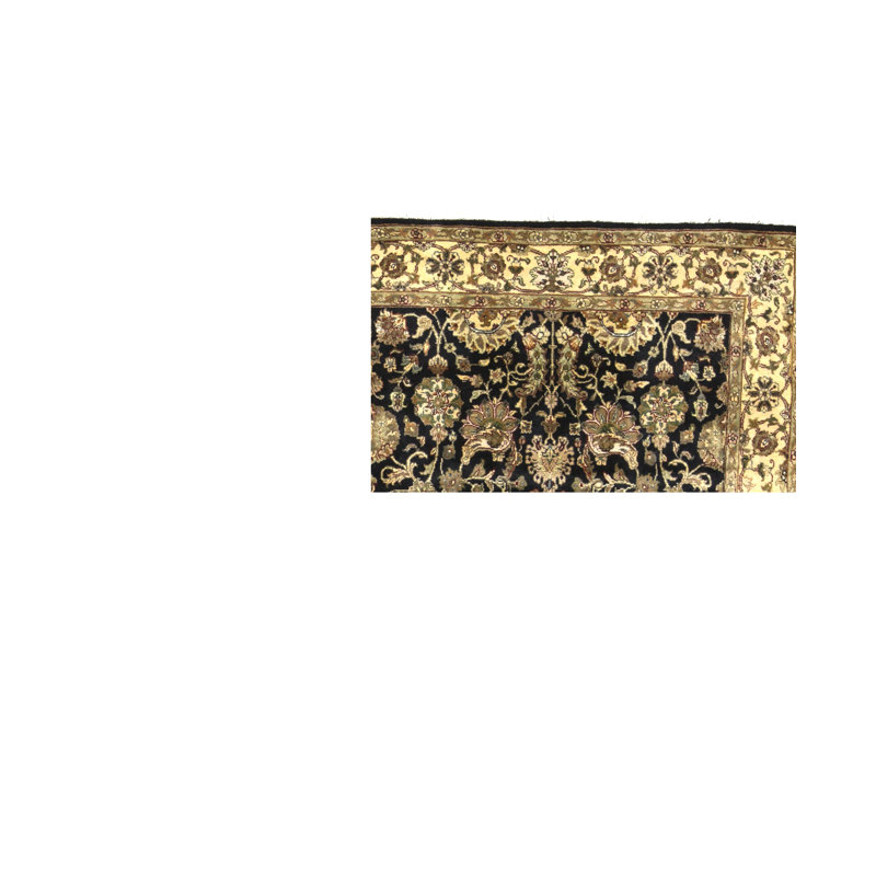 Sona Wool Oriental Indoor Rug
