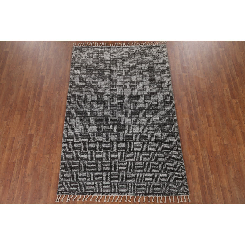Tapis noir et blanc marocain 5 x 8