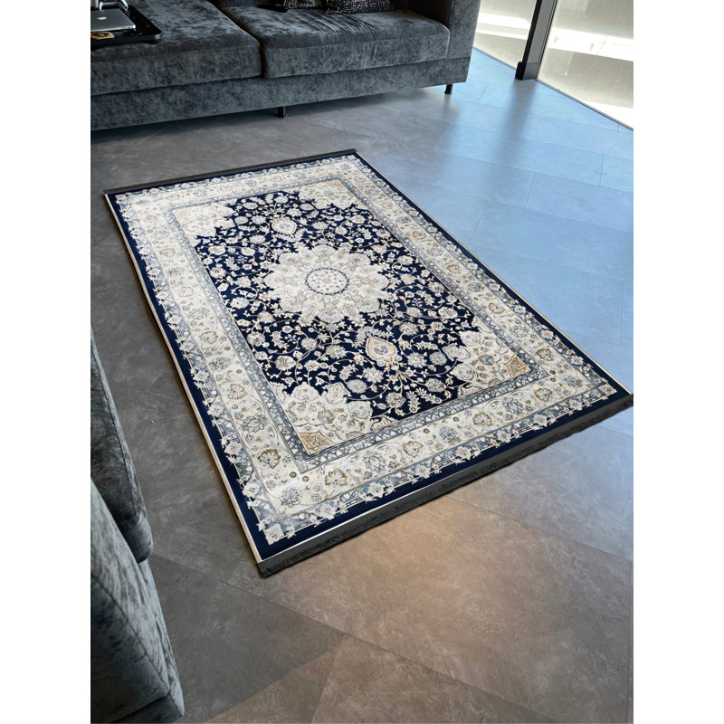 Tapis rectangulaire Virgen, Rectangle 4 pi 8 po x 6 pi 7 po