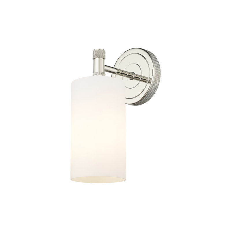 Applique murale 1 lumière Crown Point, Blanc mat, H 10,5 po x l 3,88 po x P 6,5 po, Nickel poli