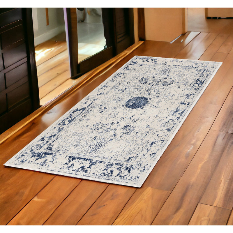 Tapis bleu marine délavé 2 pi x 5 pi