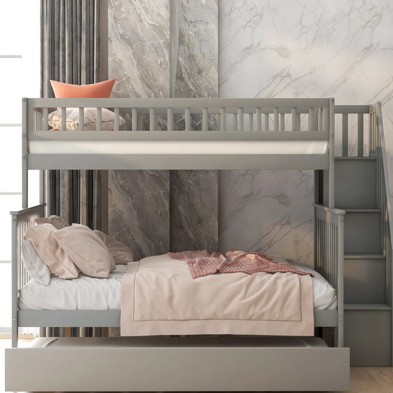 Lit superposé simple au-dessus d'un lit double avec lit gigogne et escalier de rangement, lit gigogne d'escalier au design moderne gris, ensemble de couchage pratique, structure stable