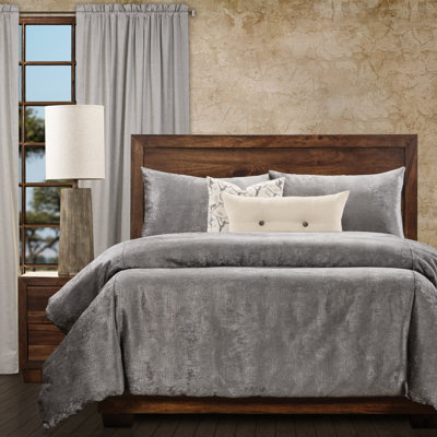 Nile Charcoal Polyester Baffle Box Stitch Animal Print Duvet Cover & Insert