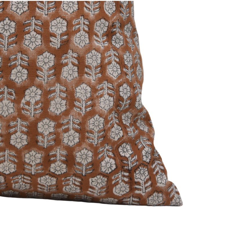Housse de coussin à motif de blocs de coton fabriqué à la main Fab Divine - Tulsi Buti, H 18 po x l 18 po
