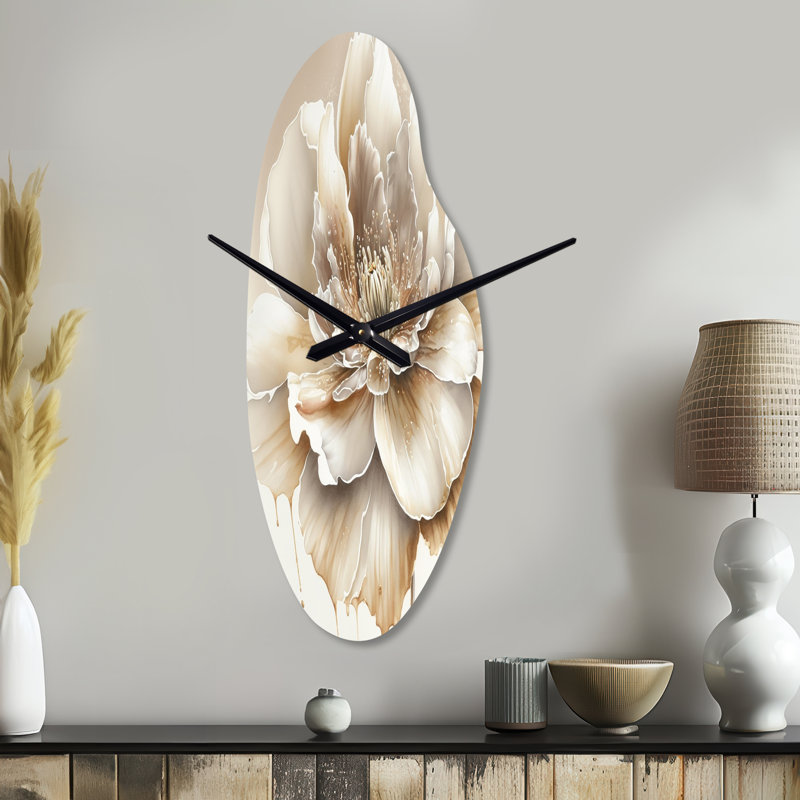 Cruson - Curved Shape Large Floral 3D Wall Clock, Moyenne