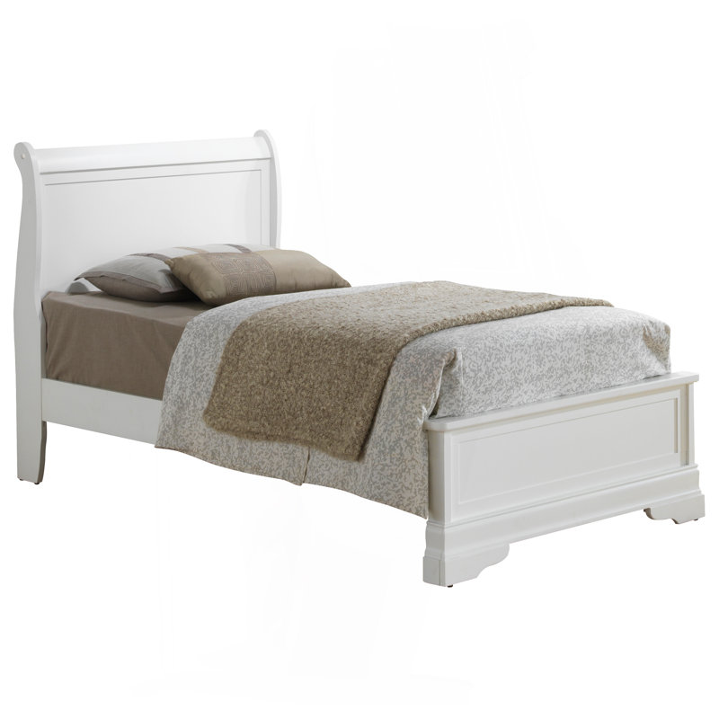 Lit simple blanc intemporel au design classique