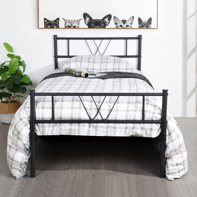 Base de lit 34,8 po Elmore, Noir, Simple