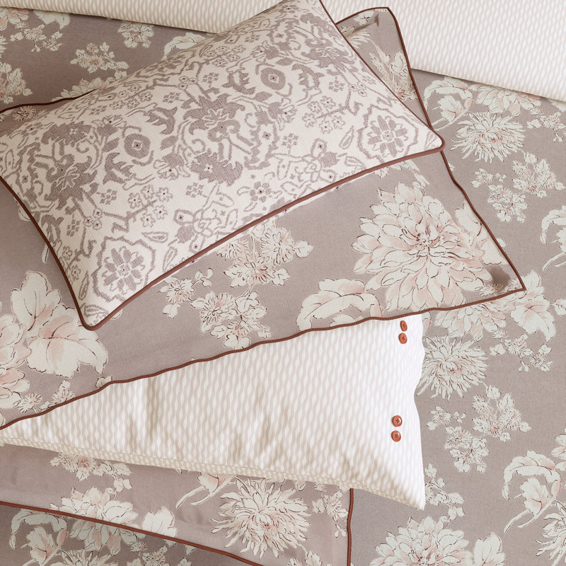 Kassi Percale Housewife Pillow Case