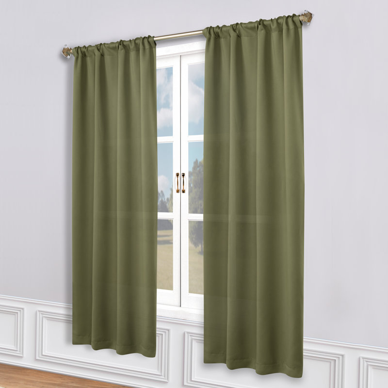 Paire de rideaux obscurcissant avec passe-tringle Moriah Millendon, L 36 po x L 72 po, Vert olive