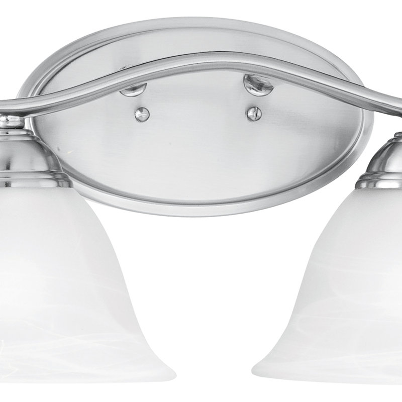 Éclairage pour meuble-lavabo 2 lumières Cowen - nickel brossé 17 po de large Cowen, H 8,25 po x l 36 po x P 8,5 po, 4 Lights