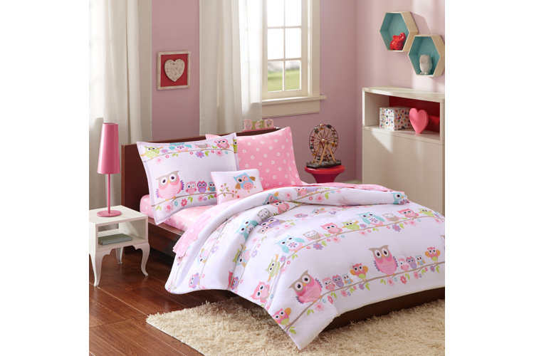 Aaru Comforter Set