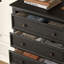Armoire d'appoint en bois manufacturé noir massif