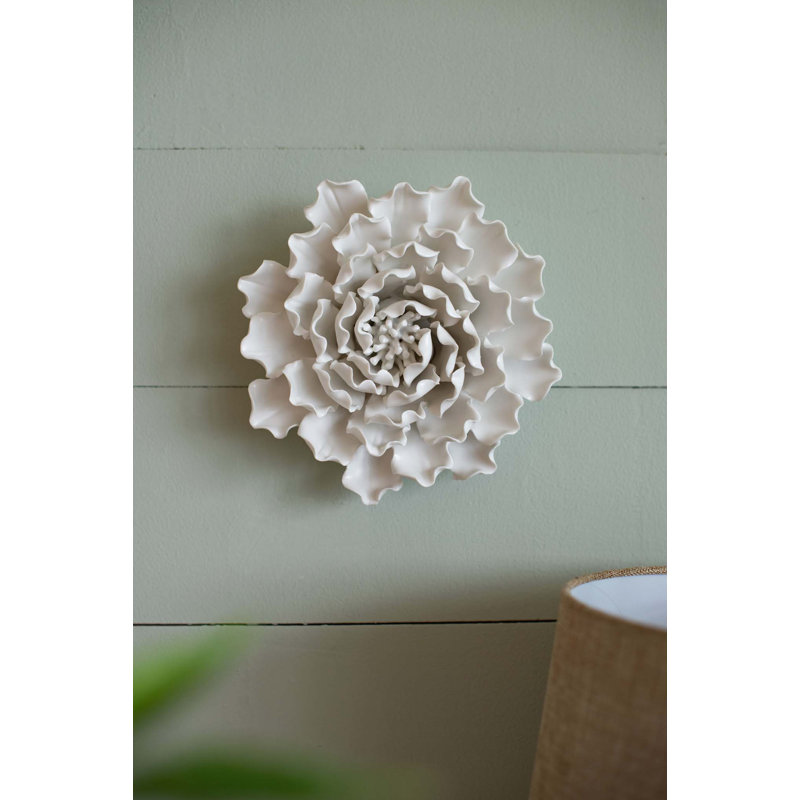 Décoration murale fleur en céramique crème faite à la main, H 7,3 po x l 7,3 po x P 2,8 po