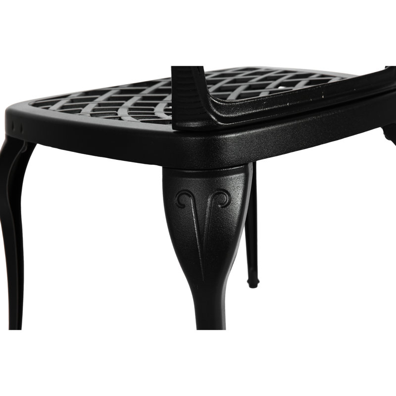 Ensemble de patio 3 pièces en fonte d'aluminium antirouille - 2 chaises et 1 table pour espaces de vie extérieurs. Coussins noirs, design classique, montage facile. Mobilier pour espaces ronds, de style classique, facile à installer. Un bel ensemble.