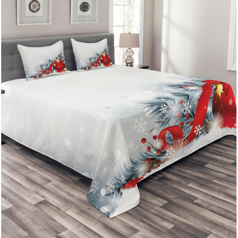 Traditional Polyester Coverlet, Queen Coverlet + 2 Shams