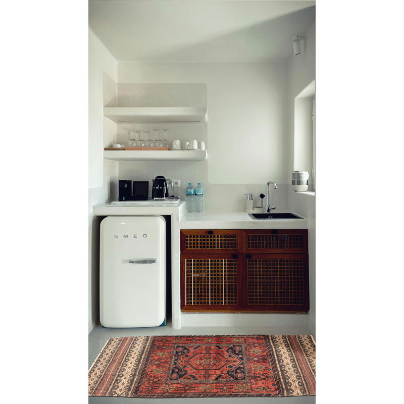 Tapis rouge Teimani 3 pi 3 po x 4 pi 11 po
