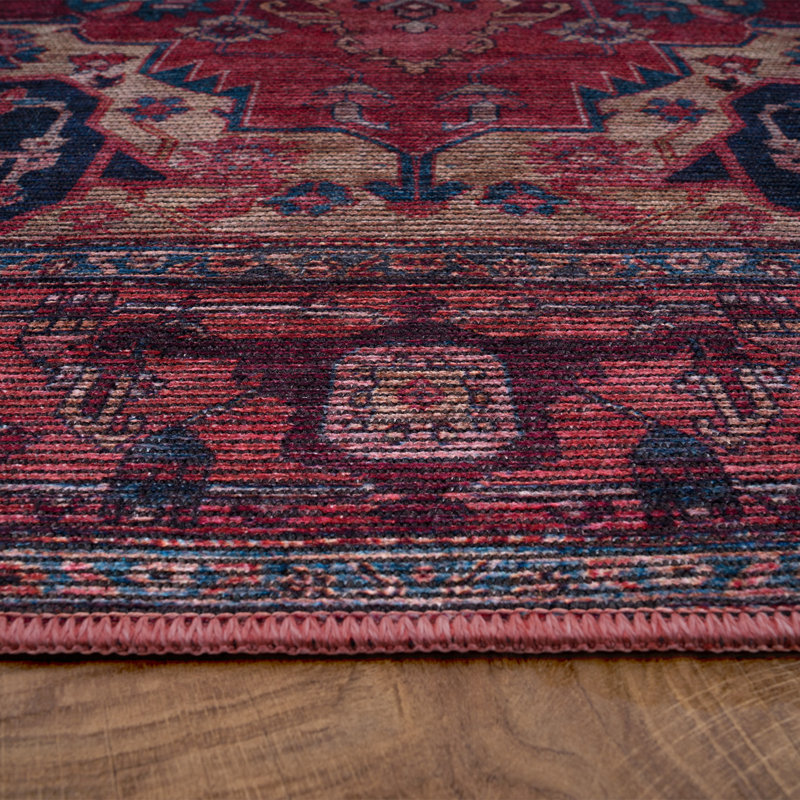 Smaldino 100% Polypropylene Red Rug, Around 120cm