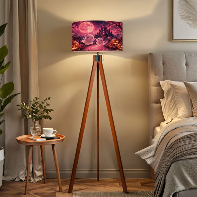 Lampe sur pied à trépied PeeNoke, fantômes mignons, château d'Halloween, scène de nuit, citrouilles lumineuses, fantaisie, lampe de plancher à DEL à intensité variable avec pieds en bois de hêtre et abat-jour en lin amovible pour le salon et la chambre à coucher