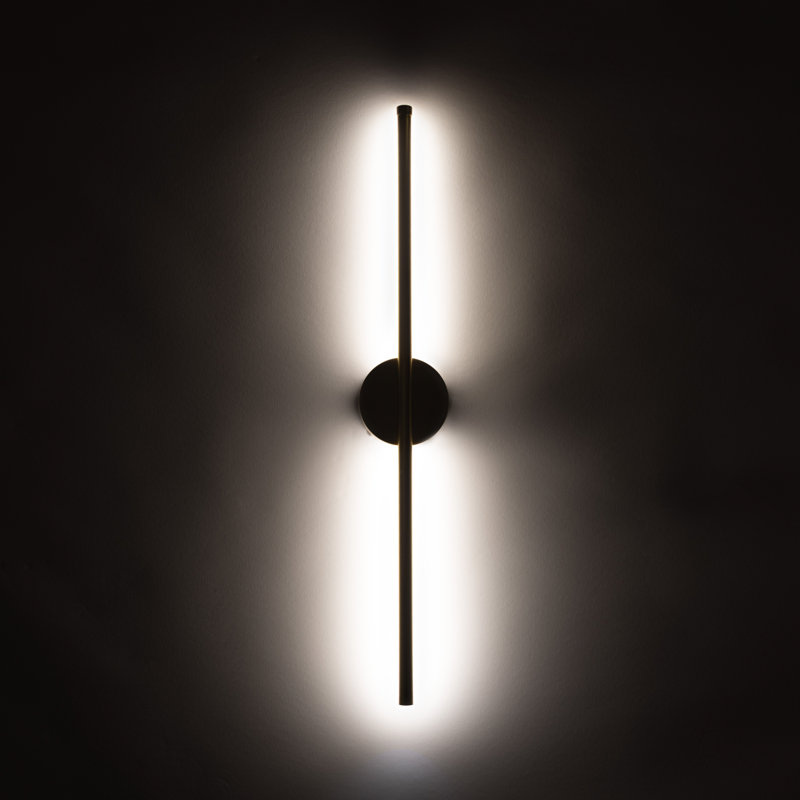 Applique murale Minimalist, Noir, noir, noir, noir, H 35,5 po x l 4,8 po x P 2 po