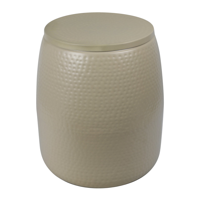 Table d'appoint avec rangement en tambour martelé moderne en métal martelé 19 po Merida, Almond